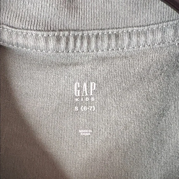 Assorted Boys Shirts - See photos for sizes - Picture 7 of 9